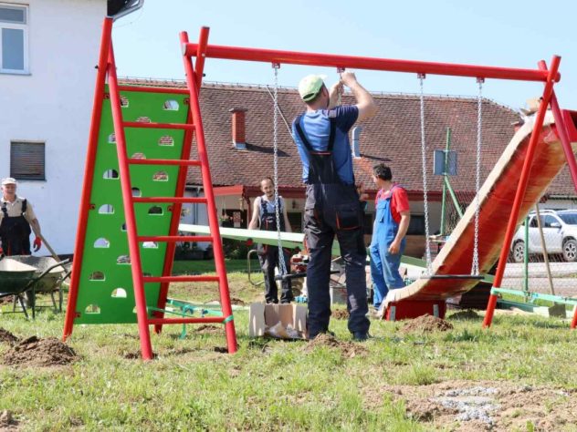 Nova Dječja Igrala U Žarovnici