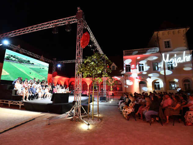 Završnica Projekta Moja.hr – Natjecanje Mladih Kreativaca U Jednominutnim Filmovima