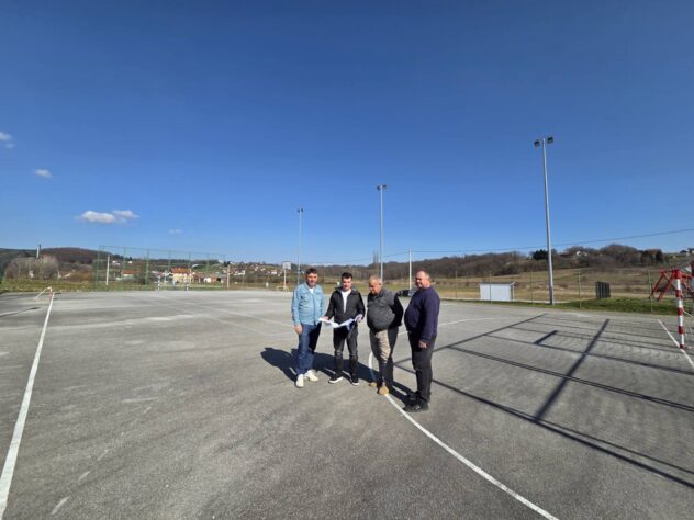 Započela izgradnja tribina na igralištu u Žarovnici